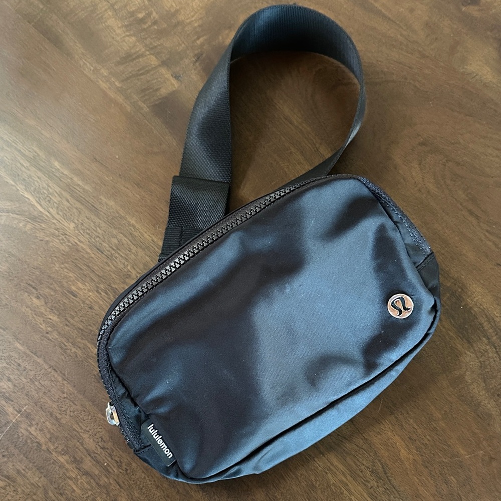 lululemon Belt Bag